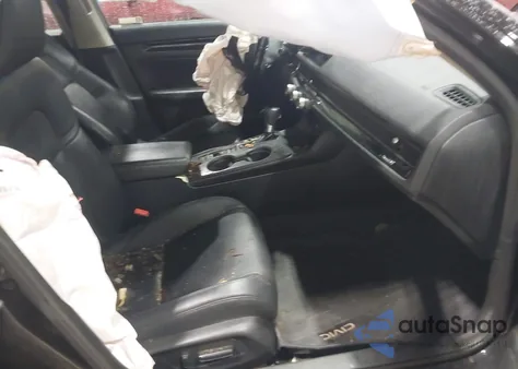 2022 Honda Civic Touring z USA, uszkodzony, nr VIN 2HGFE1F99NH302740